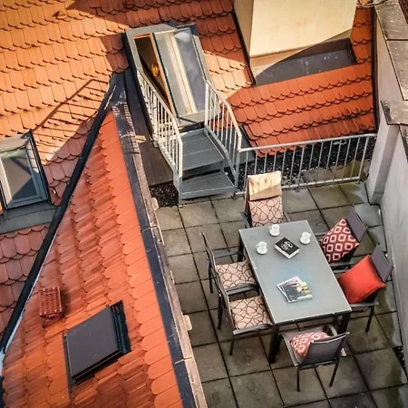 Three Bedroom With Terrace Kepler-4 Art Appartement
