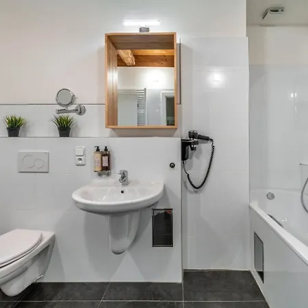 Three Bedroom With Terrace Kepler-4 Art Appartement
