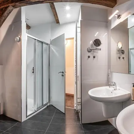 Appartement Three Bedroom With Terrace Kepler-4 Art