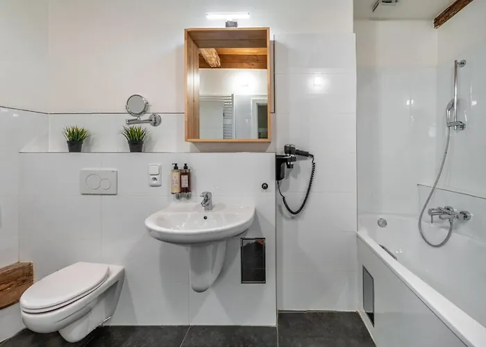 Three Bedroom With Terrace Kepler-4 Art Apartament